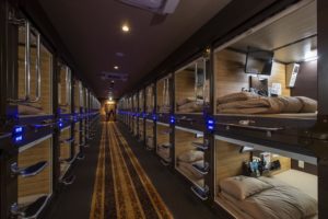 dortoir-dormir-pas-cher-japon-hotel-capsule-maxitrips